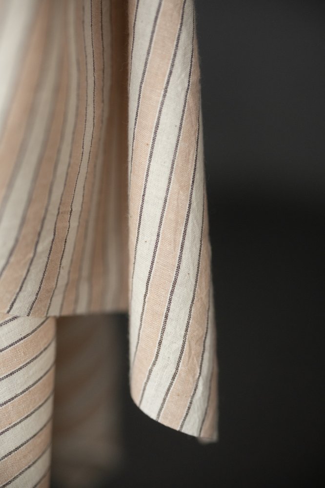 Remnant (Indian Handwoven Cotton Stipple Pink Stripe)