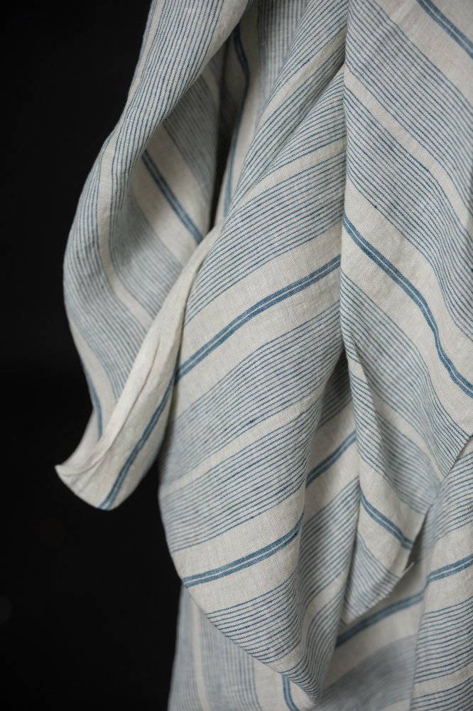 Dosa Aqua linen fabric