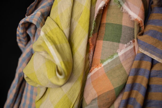 European Laundered Linen Check - Frosted Posset