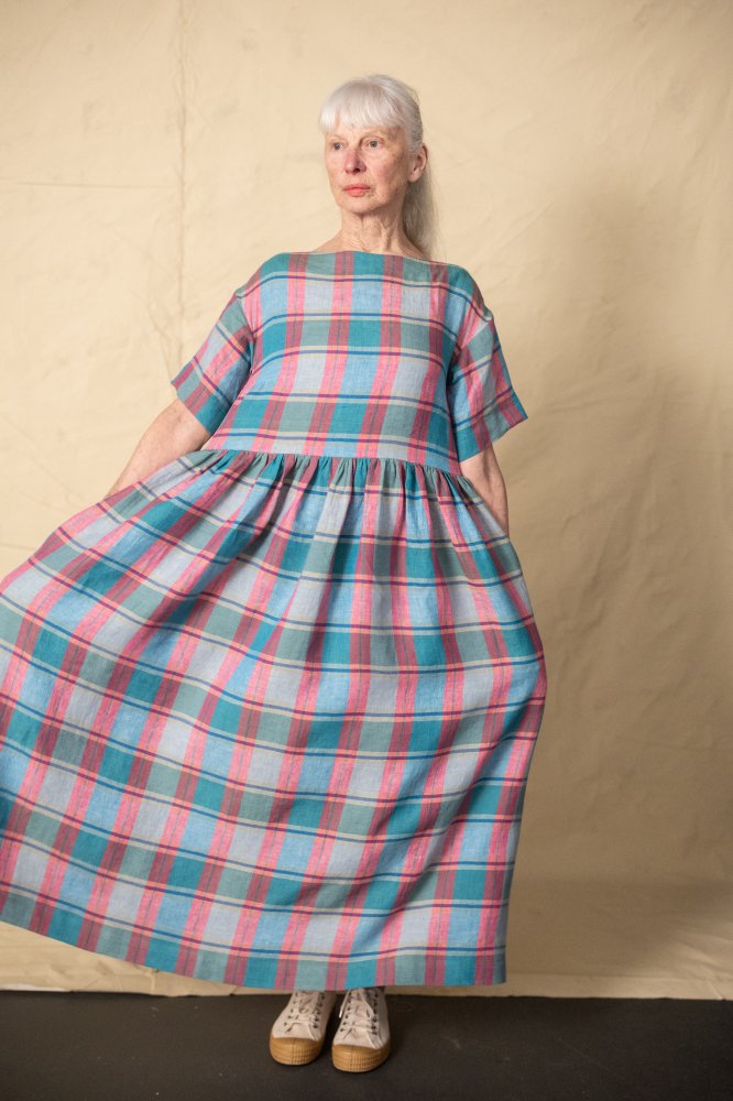 European Laundered Linen Check - Fruit Cake