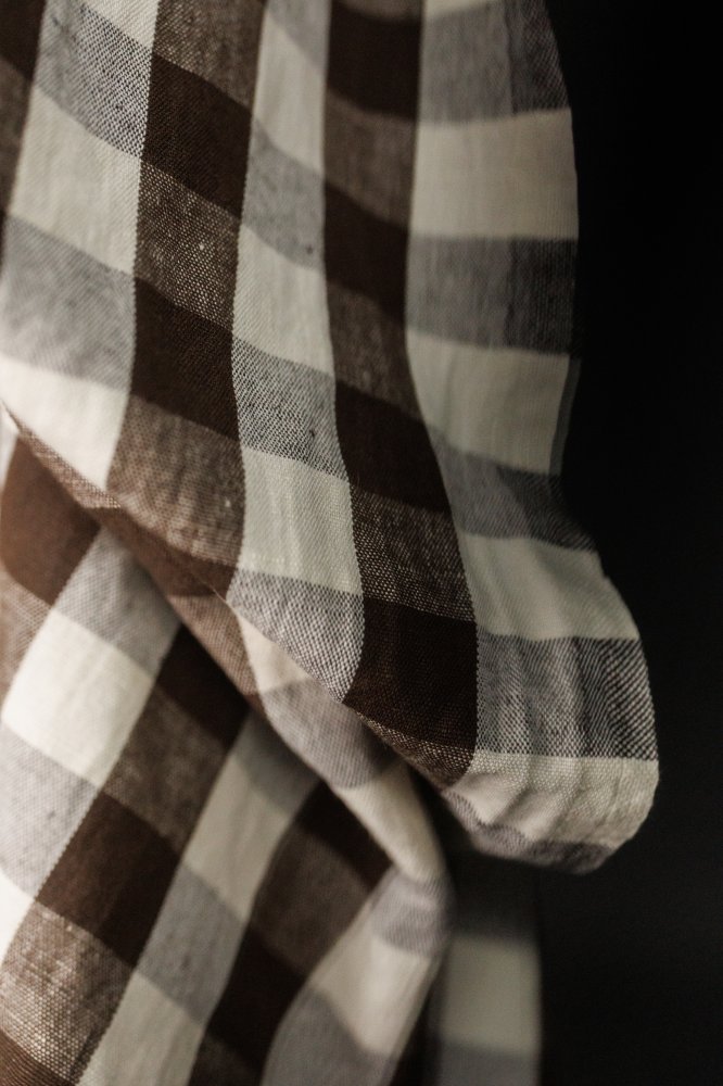 European Laundered Linen/Cotton Gingham - Bitter Cocoa Garden Party