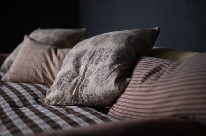 European Laundered Linen/Cotton Gingham - Bitter Cocoa Garden Party