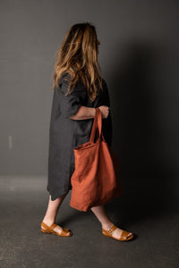 Scuttle Black 185