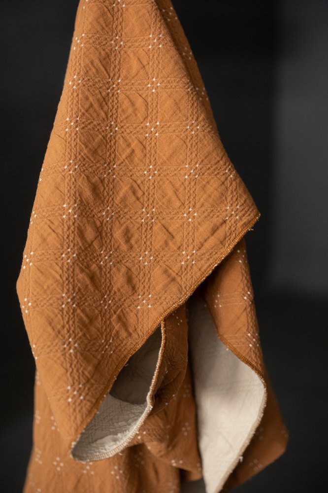 Remnant (Quilted Cotton Jacquard Goldie)