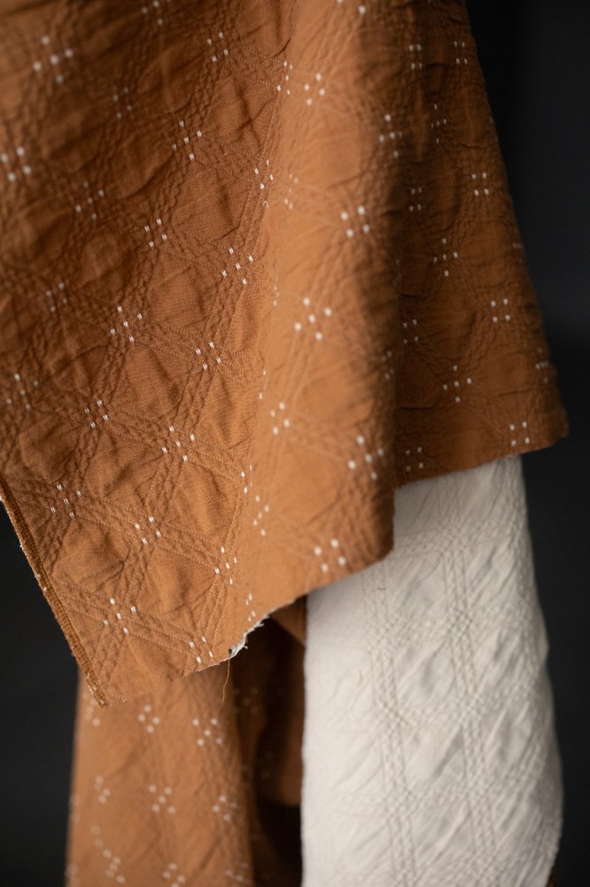 Remnant (Quilted Cotton Jacquard Goldie)