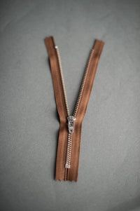 16cm Zip (Landgate)
