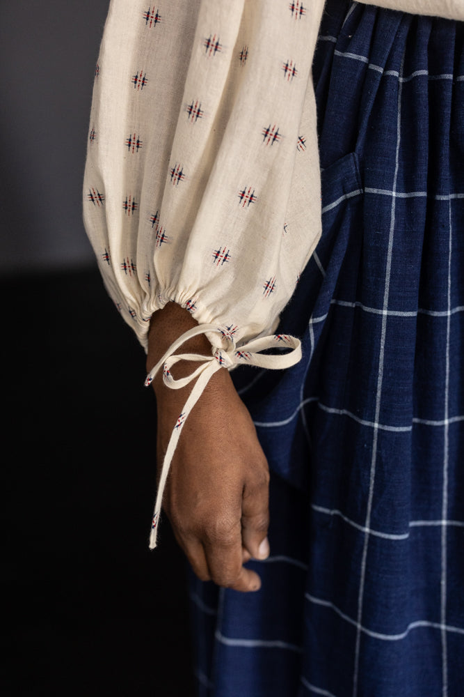 Remnant (Finn Dobby Natural Indian Cotton)