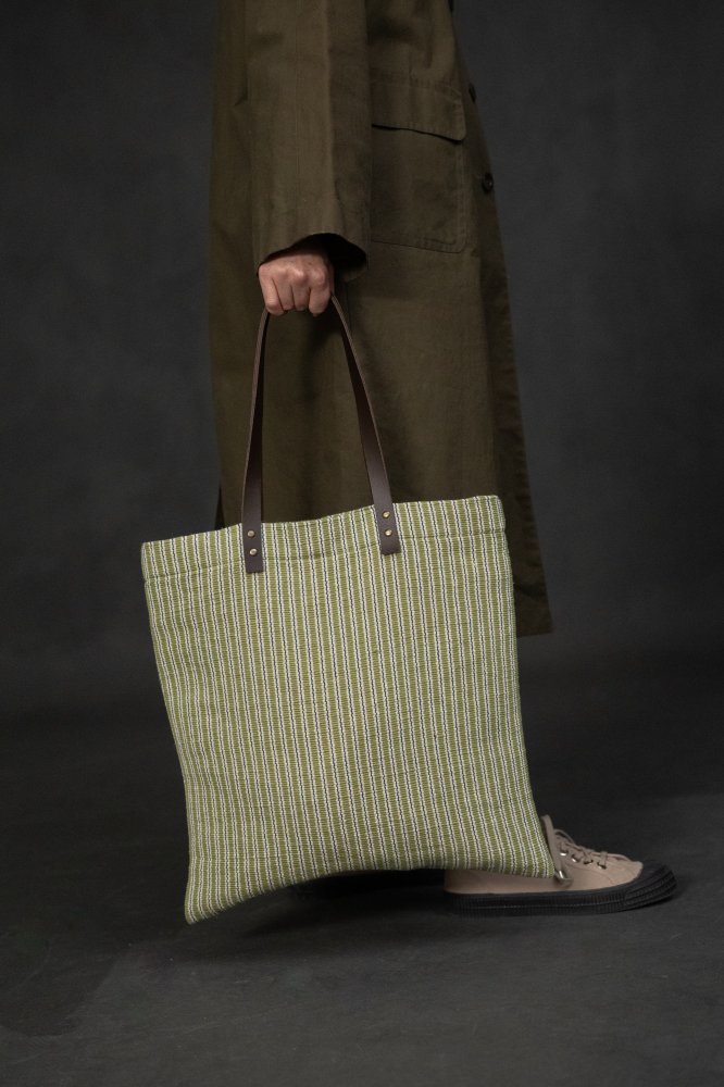The Runner Tote Bag PDF