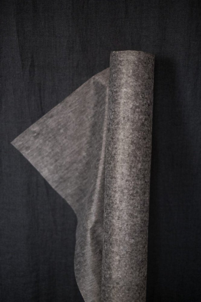 Fusible Non Woven Black